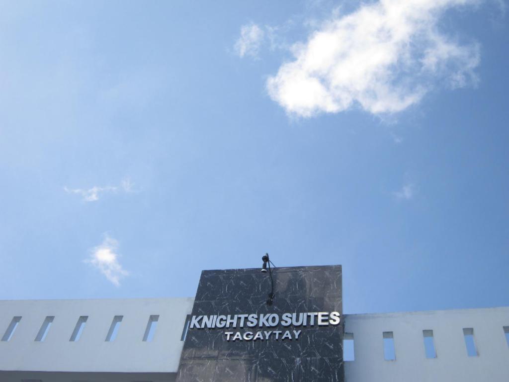 Knights Ko Suites Tagaytay City Buitenkant foto